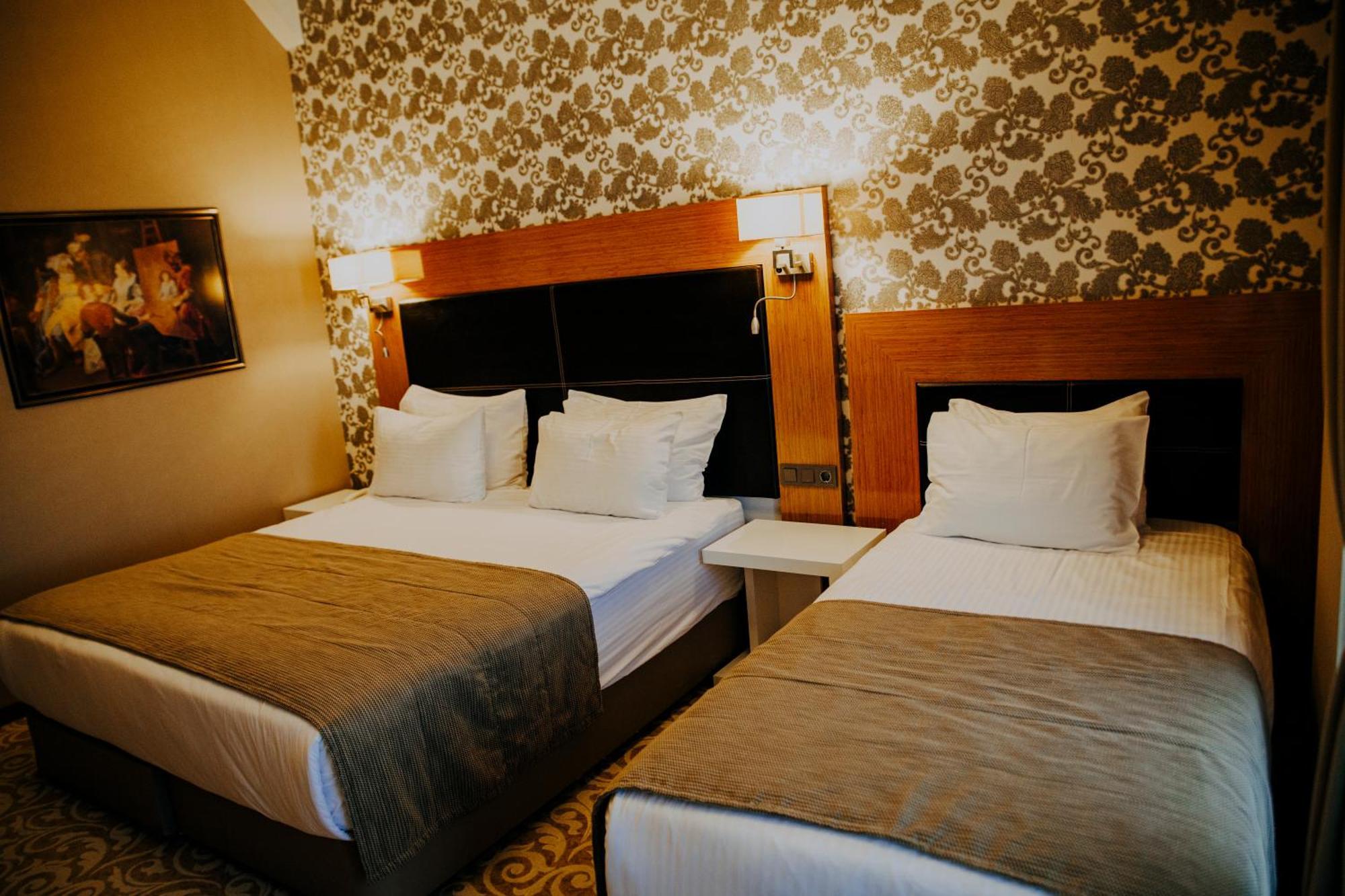 เอลการ์เดน โอเทล Hotel Masukiye ภายนอก รูปภาพ