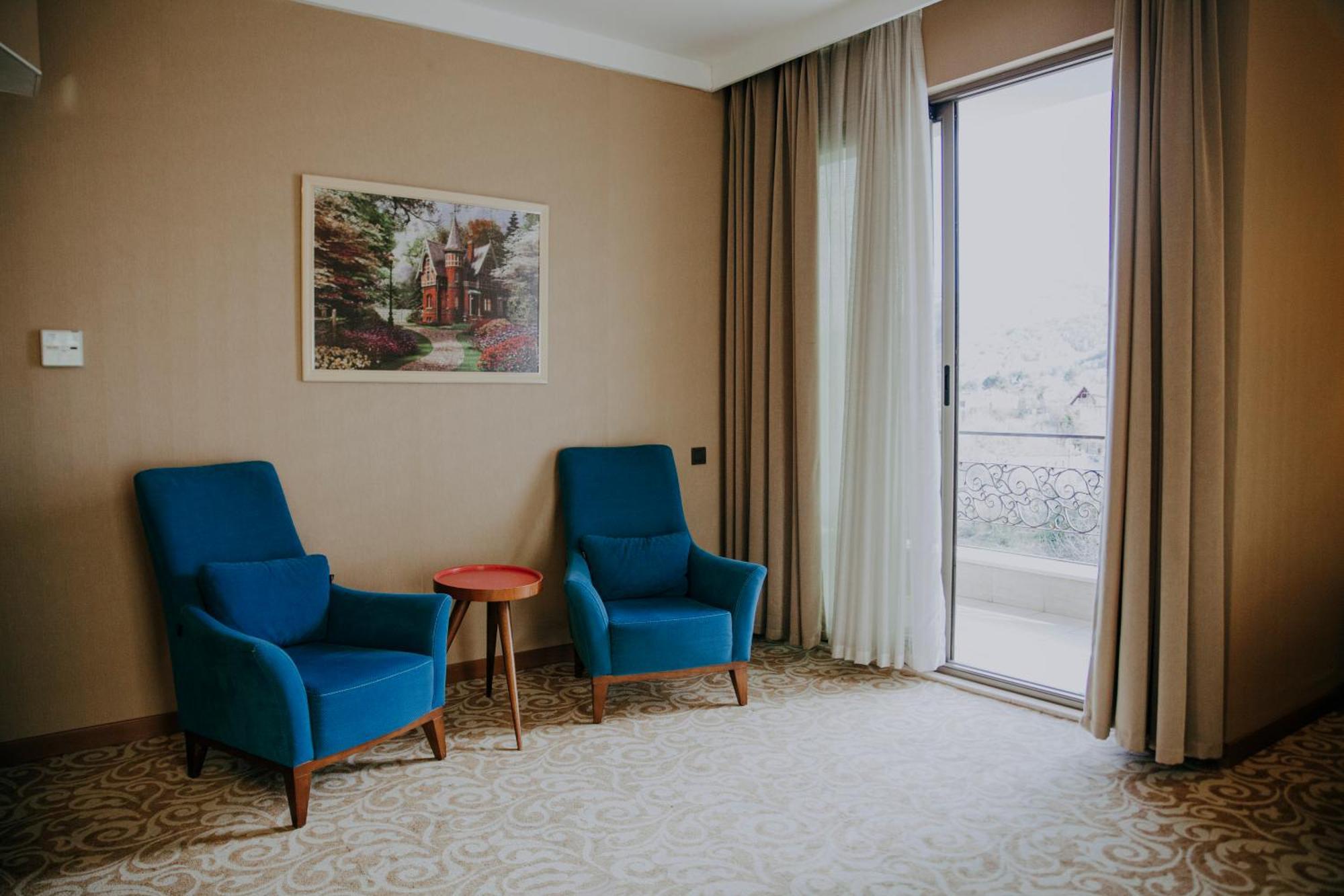 เอลการ์เดน โอเทล Hotel Masukiye ภายนอก รูปภาพ
