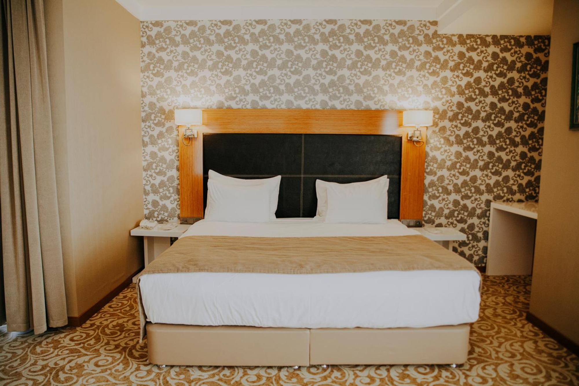 เอลการ์เดน โอเทล Hotel Masukiye ภายนอก รูปภาพ
