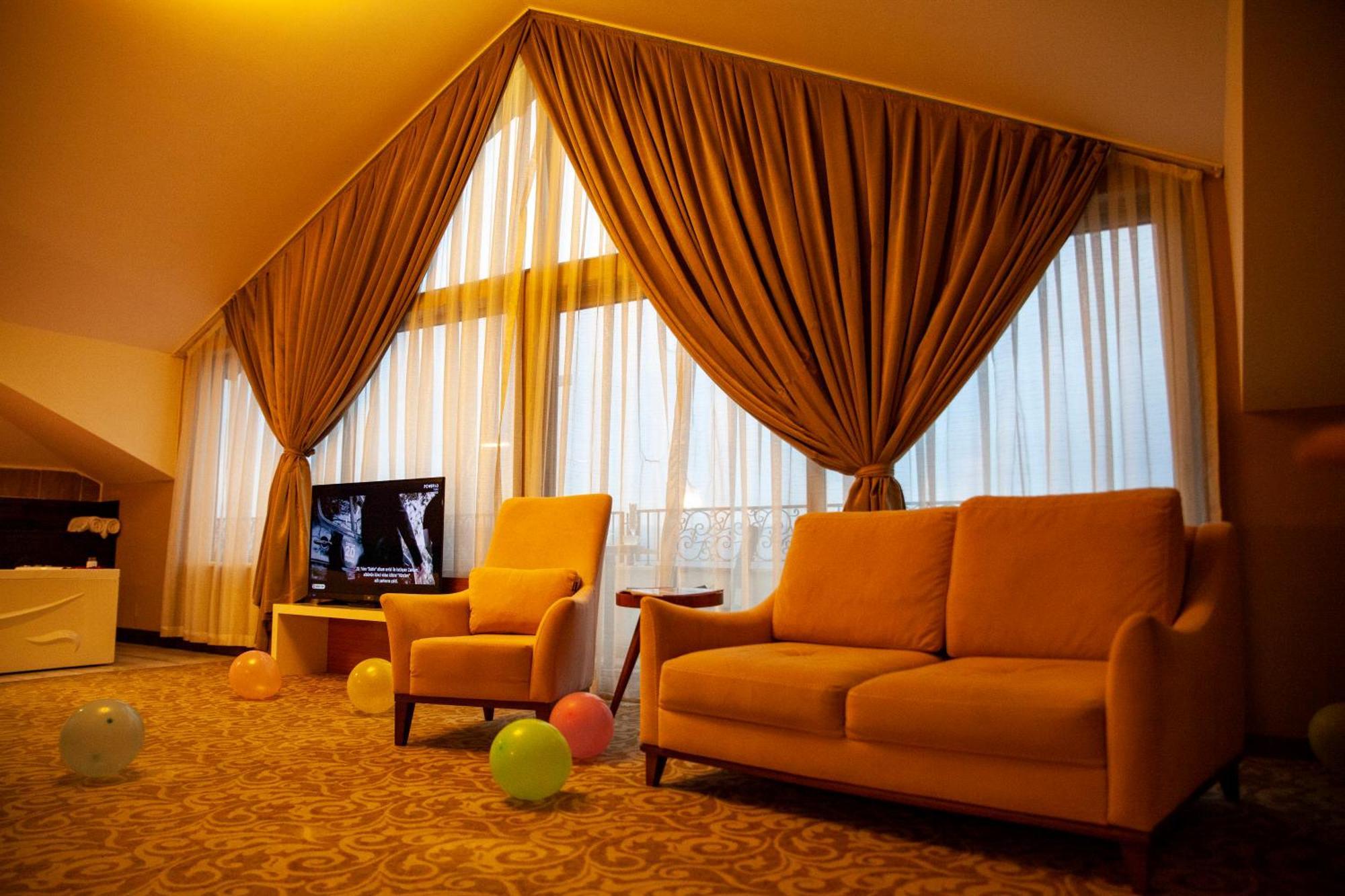 เอลการ์เดน โอเทล Hotel Masukiye ภายนอก รูปภาพ