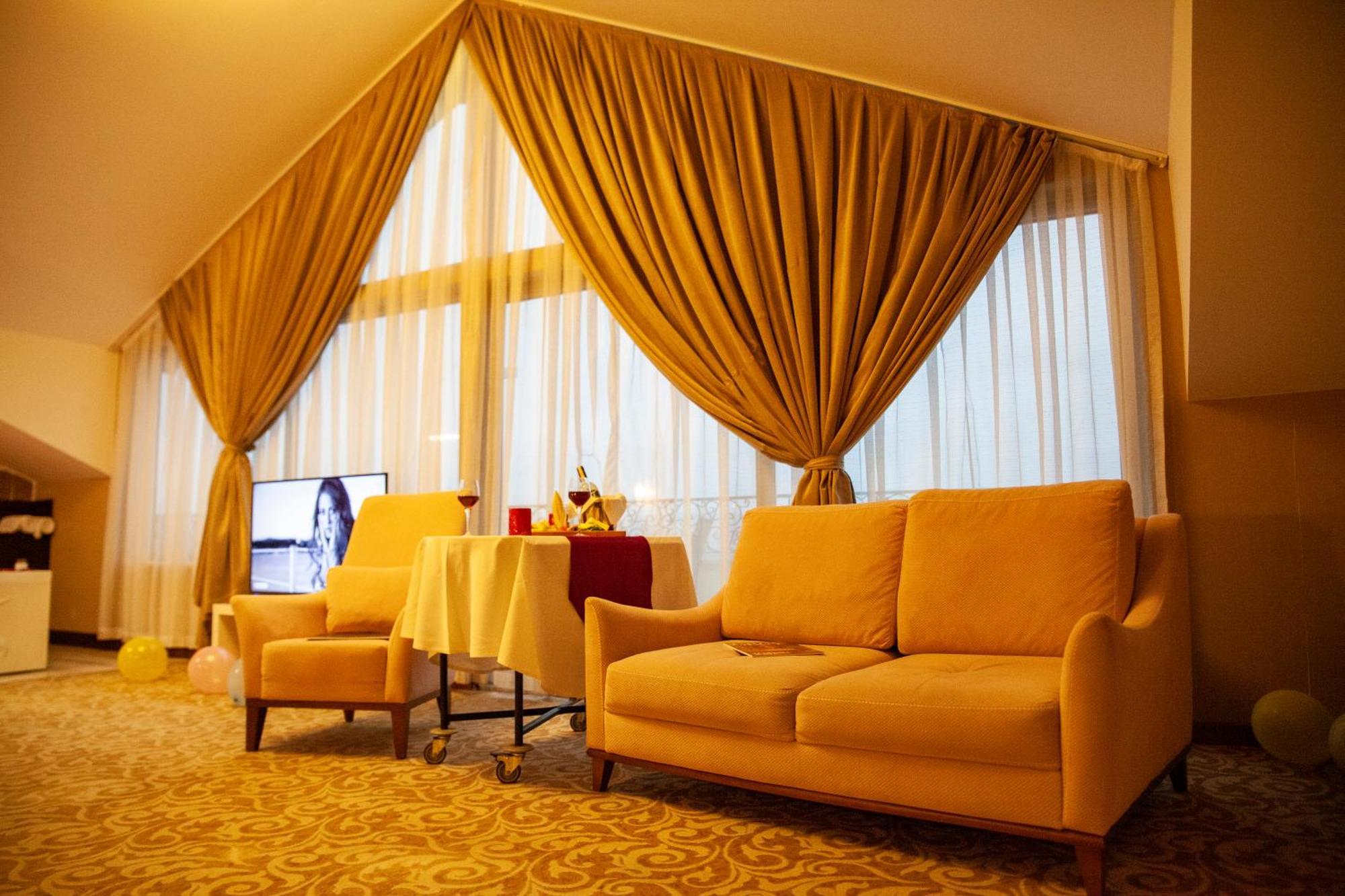 เอลการ์เดน โอเทล Hotel Masukiye ภายนอก รูปภาพ