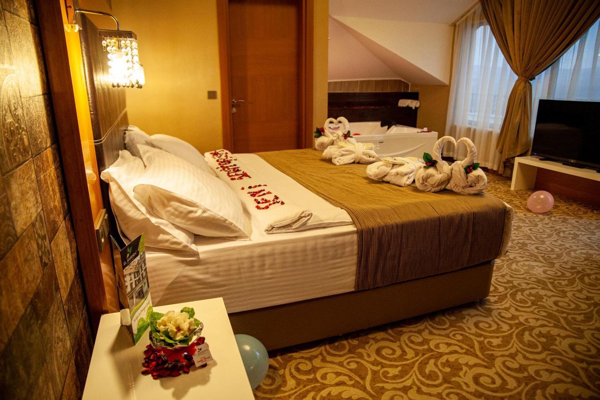 เอลการ์เดน โอเทล Hotel Masukiye ภายนอก รูปภาพ