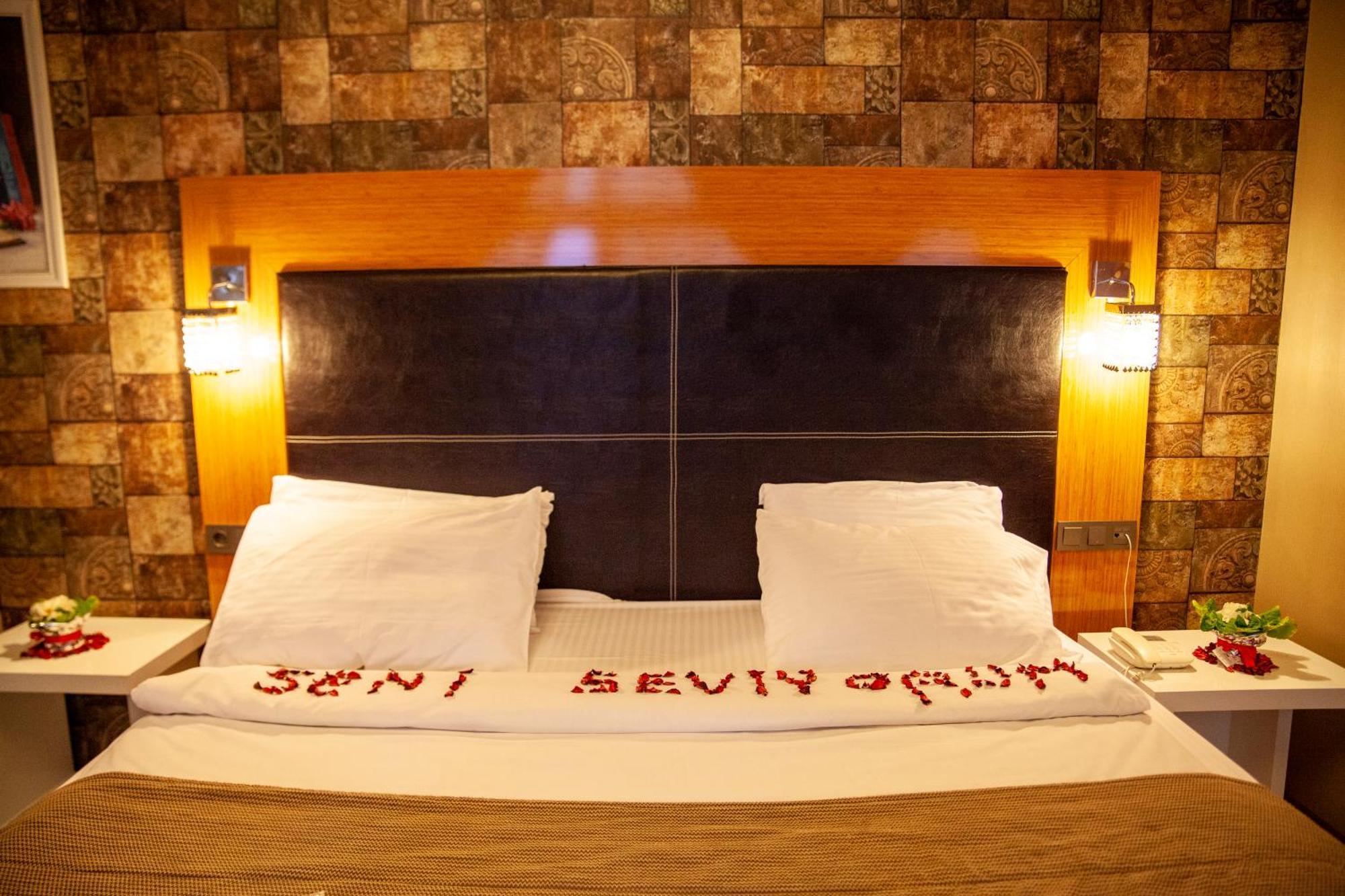เอลการ์เดน โอเทล Hotel Masukiye ภายนอก รูปภาพ
