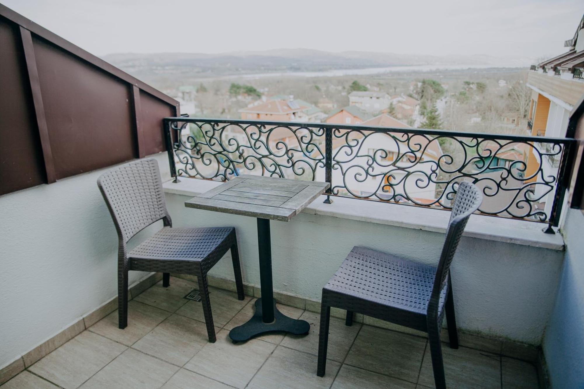 เอลการ์เดน โอเทล Hotel Masukiye ภายนอก รูปภาพ