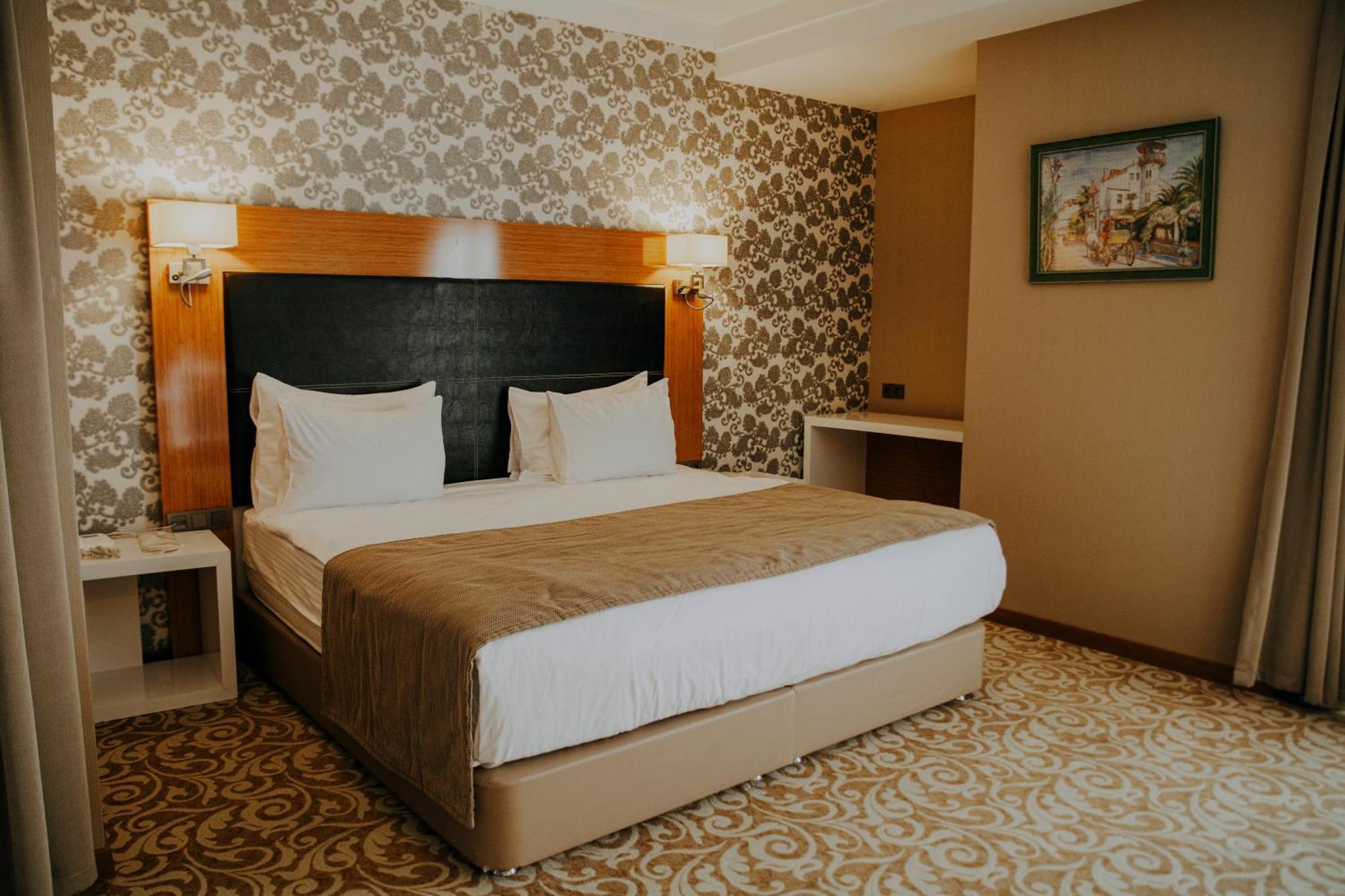 เอลการ์เดน โอเทล Hotel Masukiye ภายนอก รูปภาพ